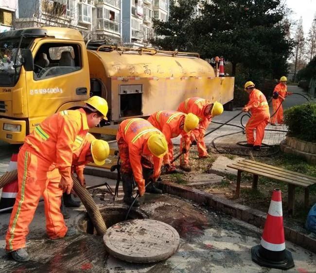 城子河市政管道清淤