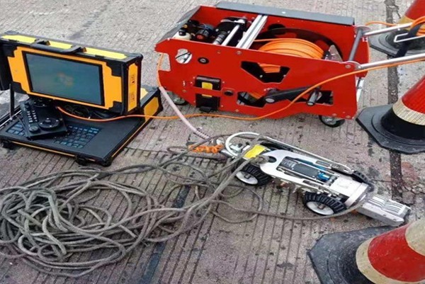 城子河CCTV管道检测机器人