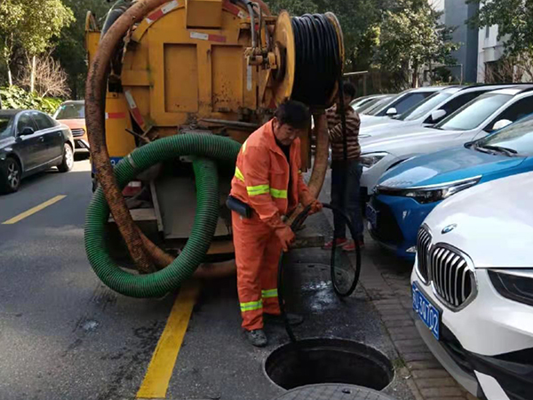 城子河排污管道清淤